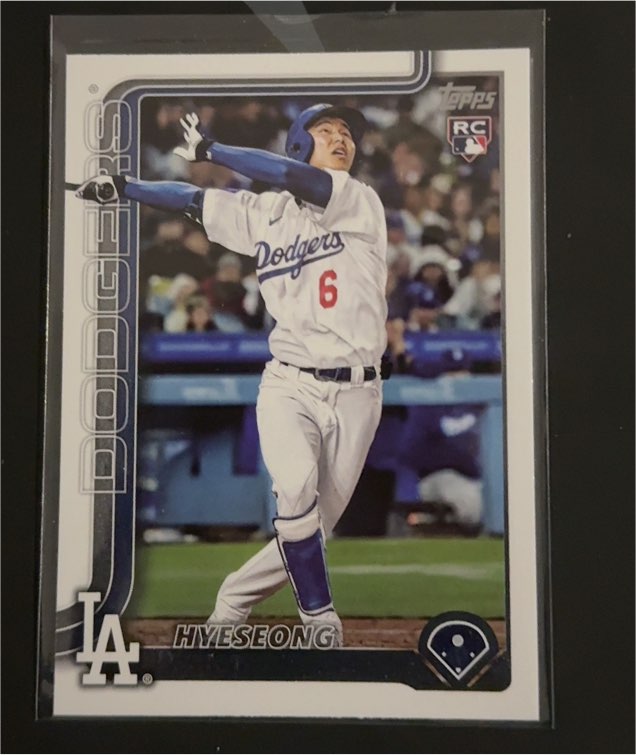 2025 Topps Series 2 #573 Hyeseong Kim — front