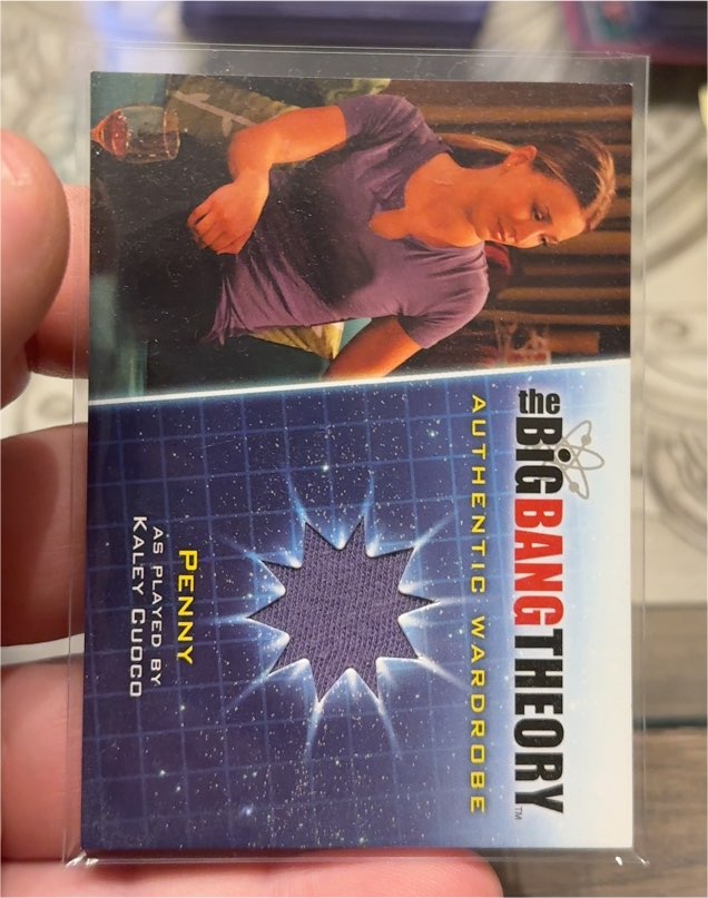 2013 The Big Bang Theory Seasons 5 - Penny Costume Card #M33 — front