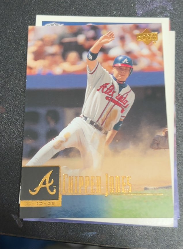 2001 Upper Deck #371 Chipper Jones — front