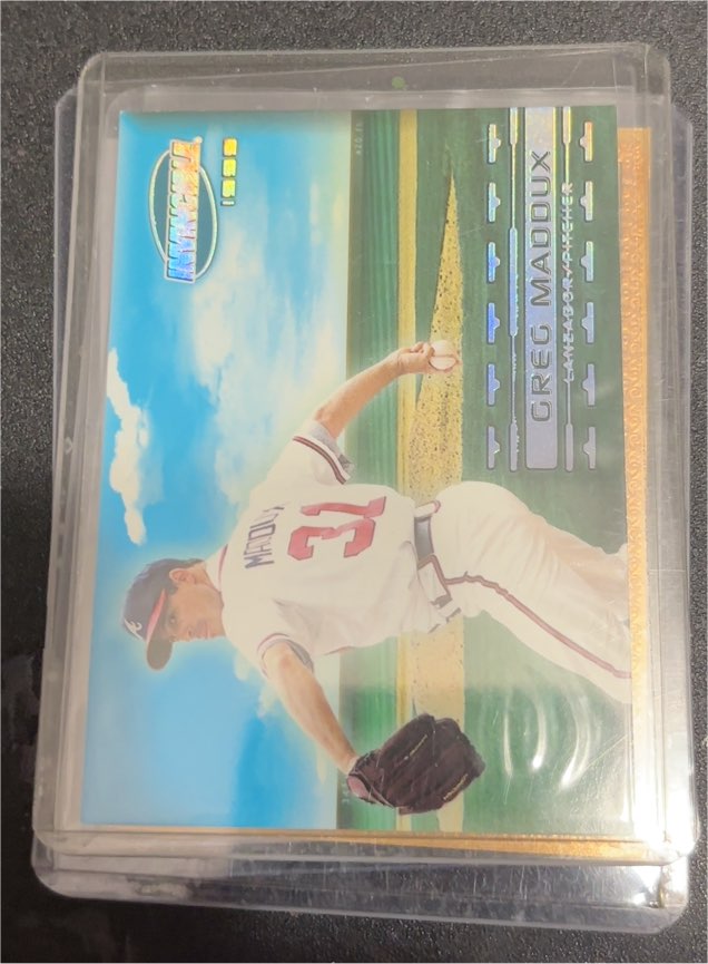 1999 Pacific Invincible Sandlot Heroes #3 Greg Maddux — front