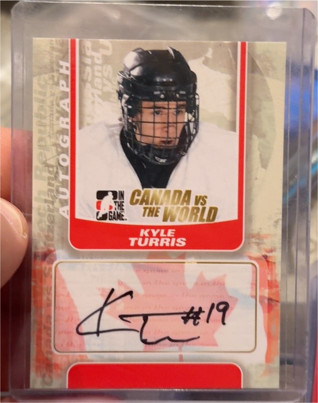 2011-12 ITG Canada vs The World Autographs #A-TT Kyle Turris — front