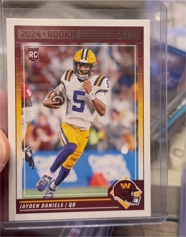 2024 Panini Score #302 Jayden Daniels — front
