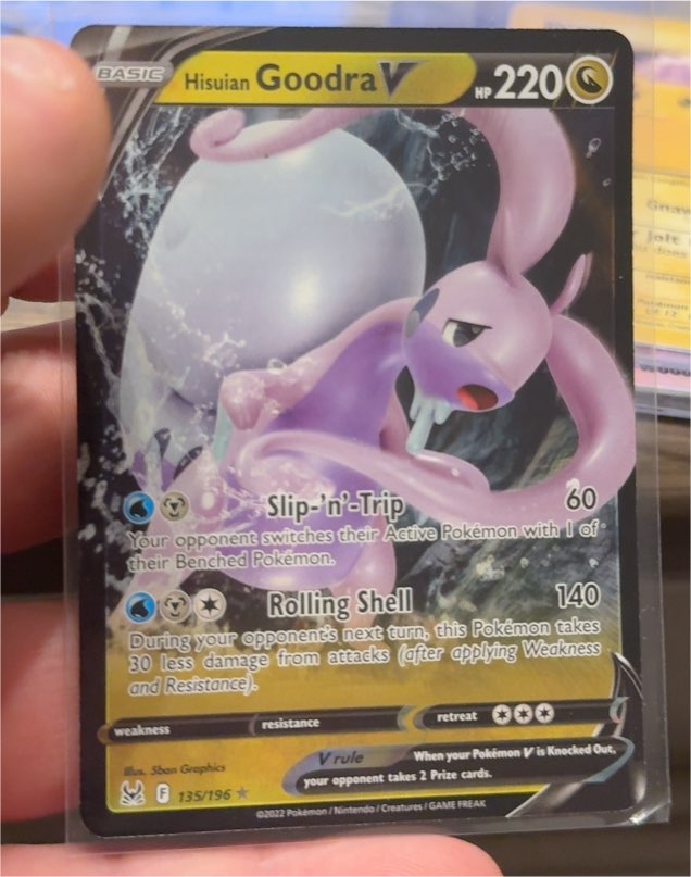 2022 Pokémon TCG Sword & Shield Lost Origin #135 Hisuian Goodra V — front