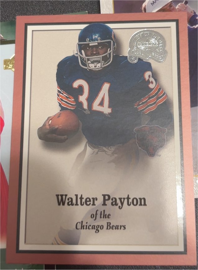 2000 Fleer Greats of the Game #82 Walter Payton — front