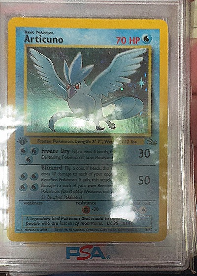 1999 Pokémon Fossil #17 Articuno — front
