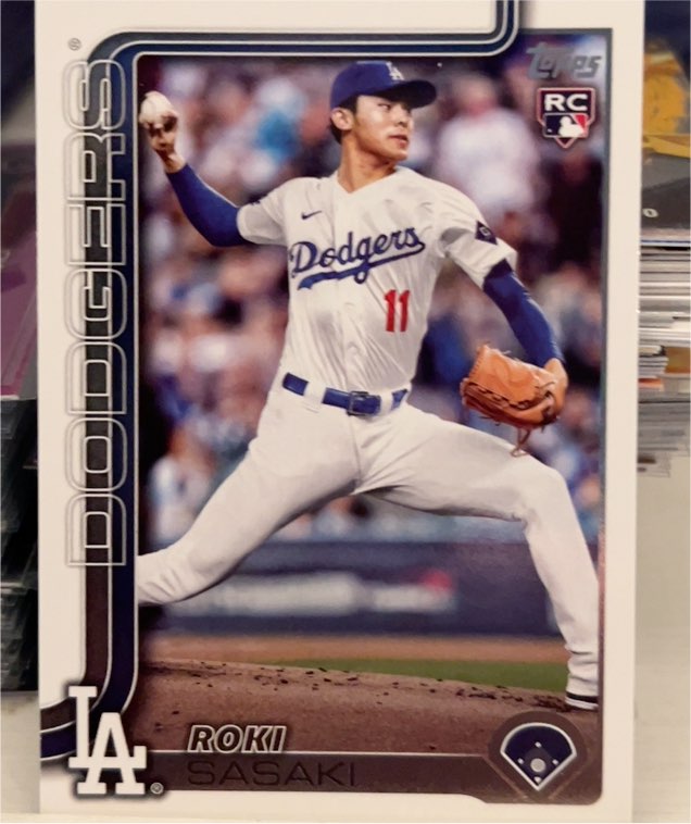 2025 Topps Series 2 #558 Roki Sasaki — front