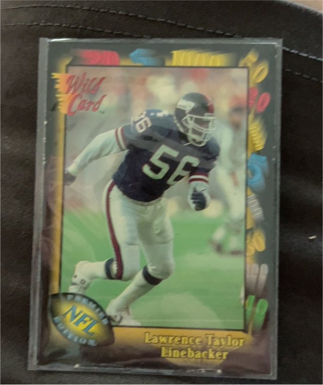 1991 Wild Card #144 Lawrence Taylor — front