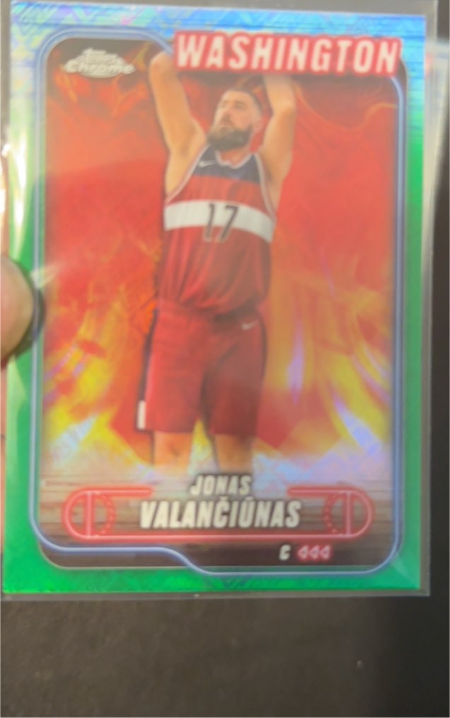 2024-25 Topps Chrome #444 Jonas Valančiūnas — front