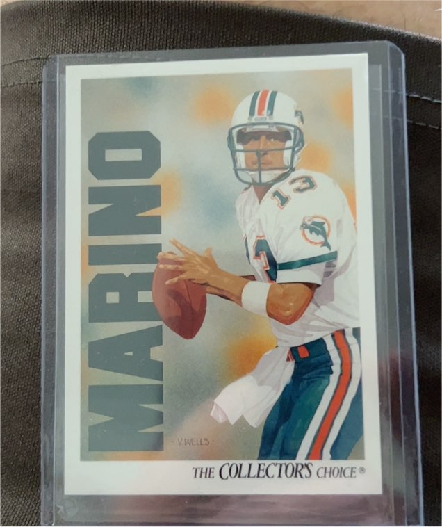 1991 Upper Deck #83 Dan Marino — front