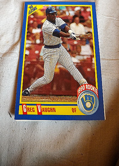1990 Score #585 Greg Vaughn — front