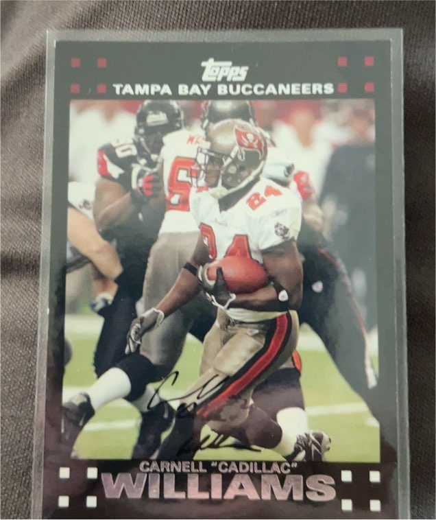 2007 Topps #106 Carnell "Cadillac" Williams — front