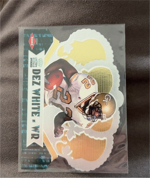 2000 Pacific Crown Royale #2000 Dez White — front