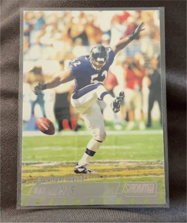 2002 Topps Stadium Club #74 Ray Lewis — front