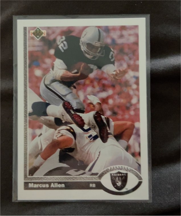 1991 Upper Deck #446 Marcus Allen — front