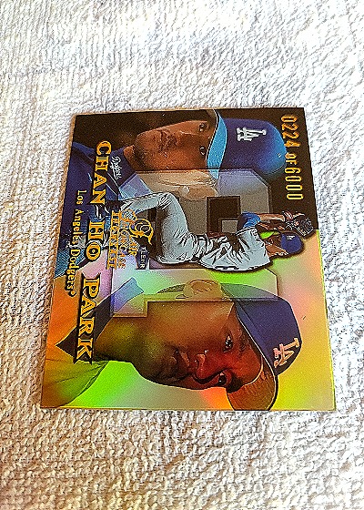 1999 Fleer Flair Showcase Row 1 Seat 224 Chan Ho Park #224/6000 — front