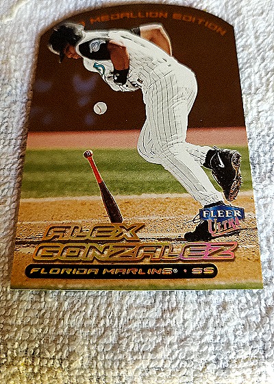 2000 Fleer Ultra #59 Alex Gonzalez — front