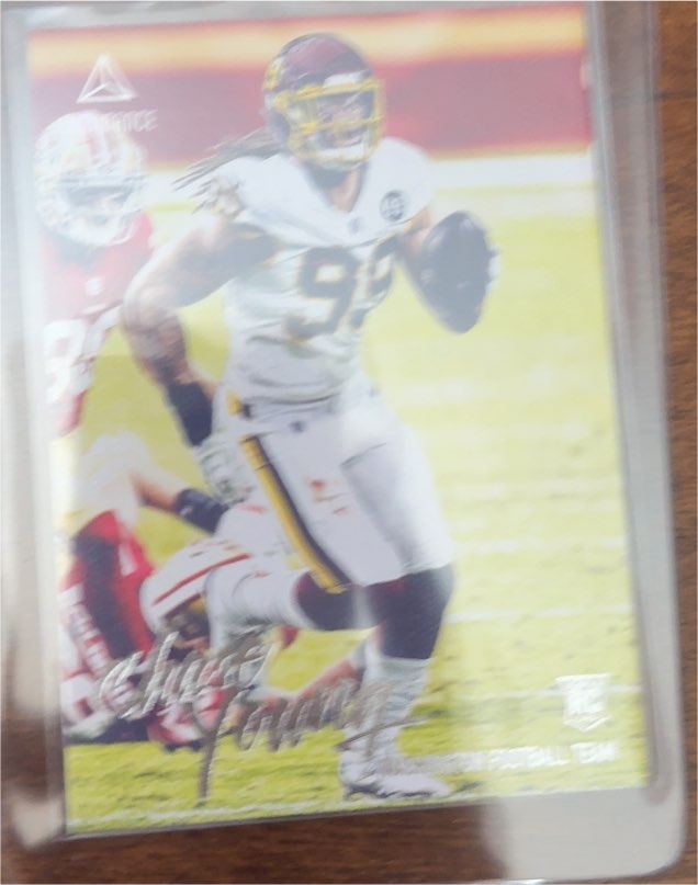 2020 Panini Chronicles Luminance #207 Chase Young Rookie — front