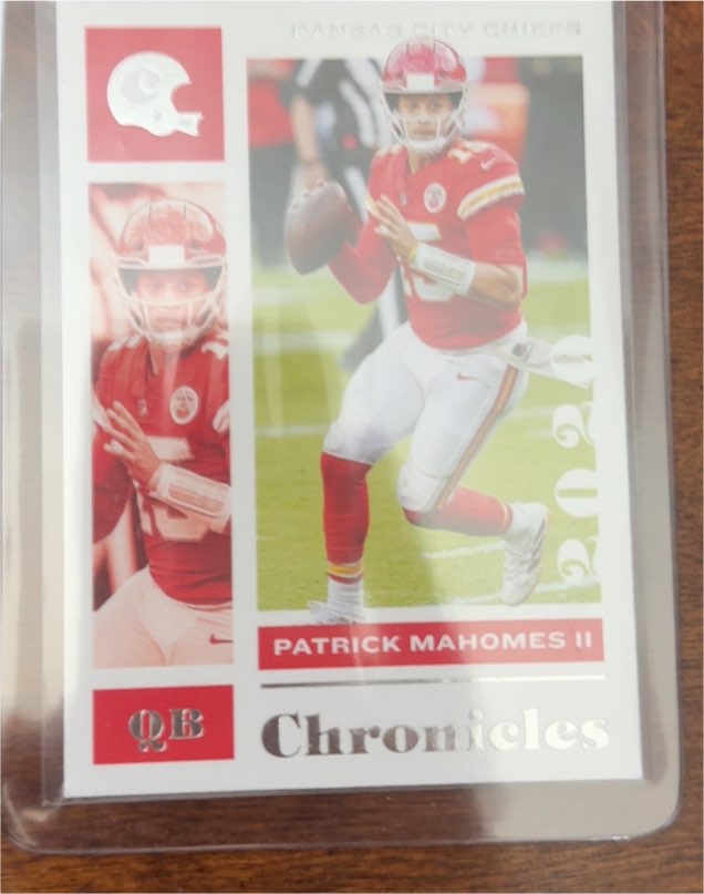 2020 Panini Chronicles #47 Patrick Mahomes II — front