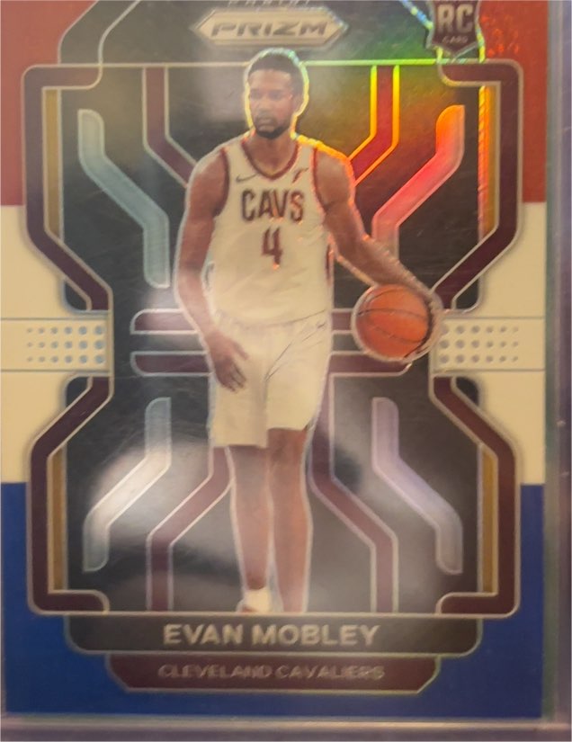 2021-22 Panini Prizm #325 Evan Mobley — front