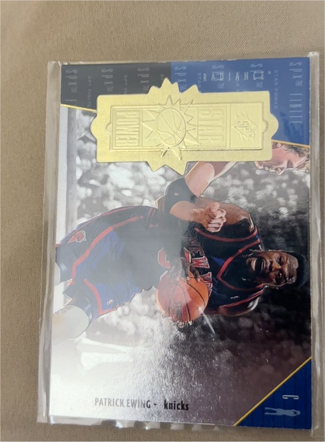1998-99 Upper Deck SPx Finite Radiance #105 Patrick Ewing — front