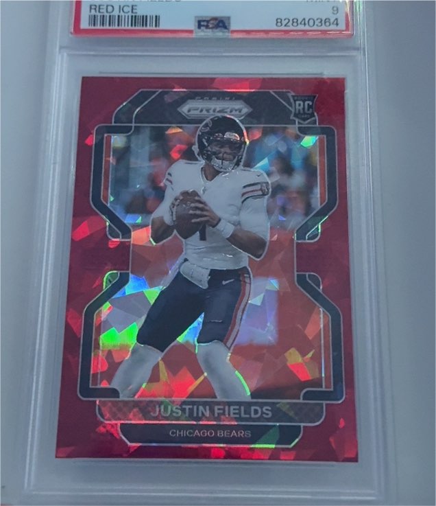 2021 Panini Prizm #334 Justin Fields — front