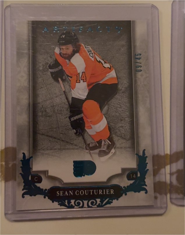 2018-19 Upper Deck Artifacts #C14 Sean Couturier — front