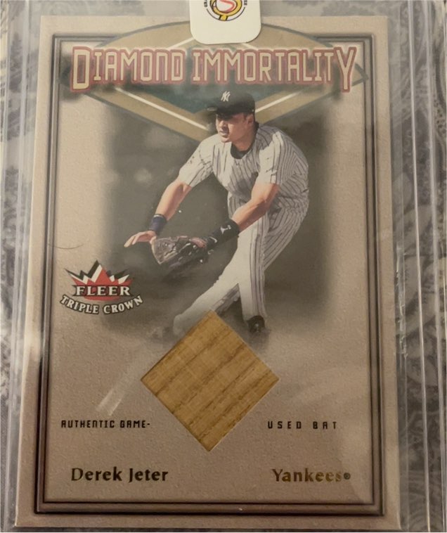 2002 Fleer Triple Crown Diamond Immortality Derek Jeter — front