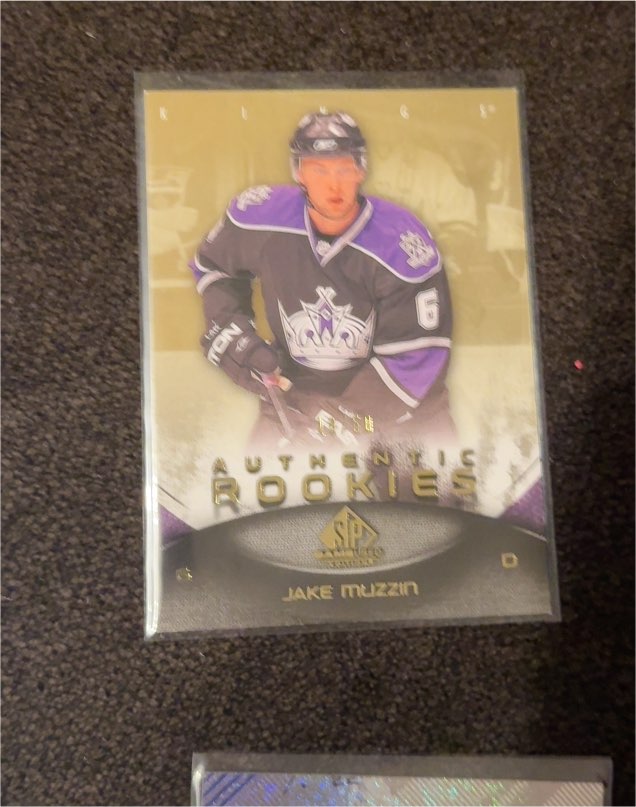 2010-11 Upper Deck SP Game Used Authentic Rookies #6 Jake Muzzin — front