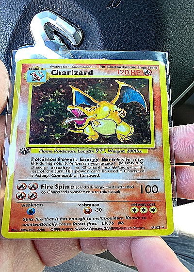1995 Pokémon #4 Charizard — front