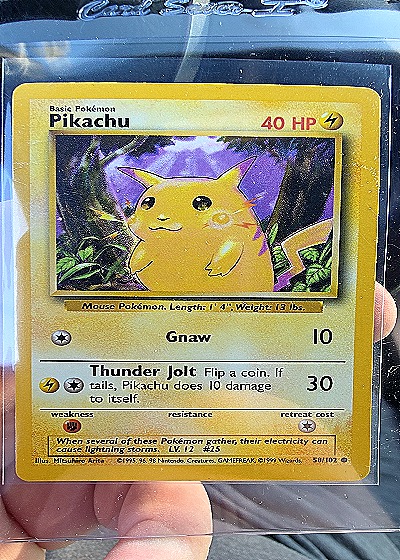 1999 Pokémon Base Set #58 Pikachu — front