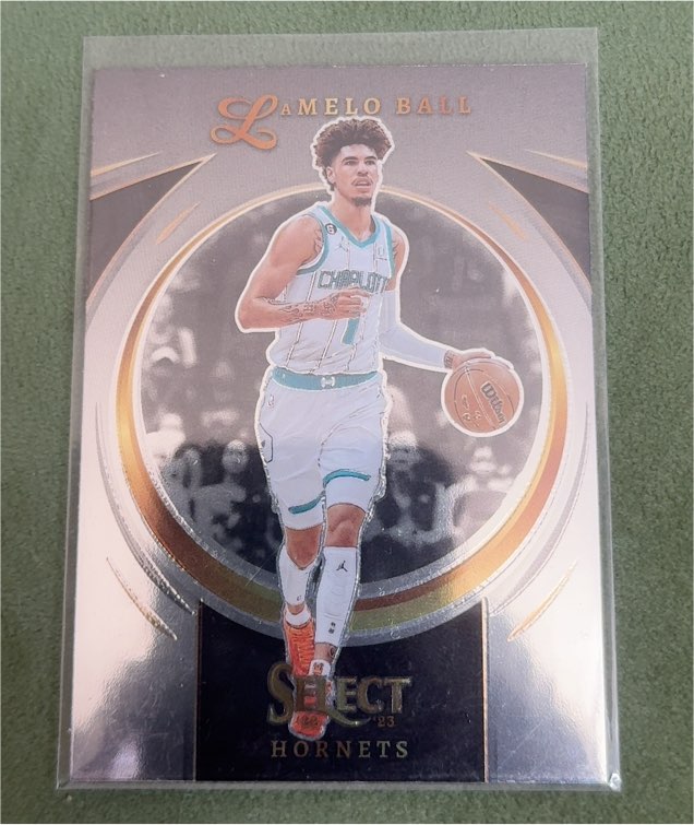2022-23 Panini Select Certified #13 LaMelo Ball — front