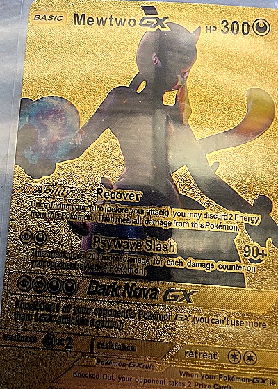 2017 Pokémon SM211 Mewtwo GX Gold Foil — front