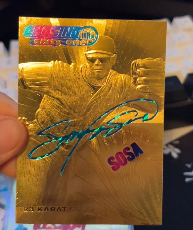 1998 Score Board Sammy Sosa Chasing Sixty One 23 Karat Gold — front
