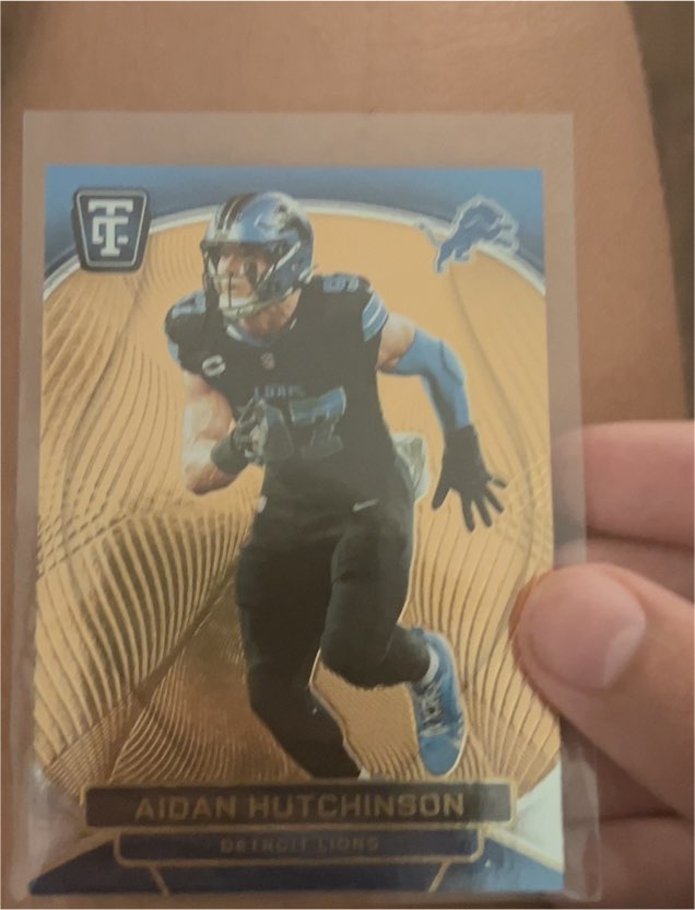 2024 Panini Totally Certified #29 Aidan Hutchinson — front