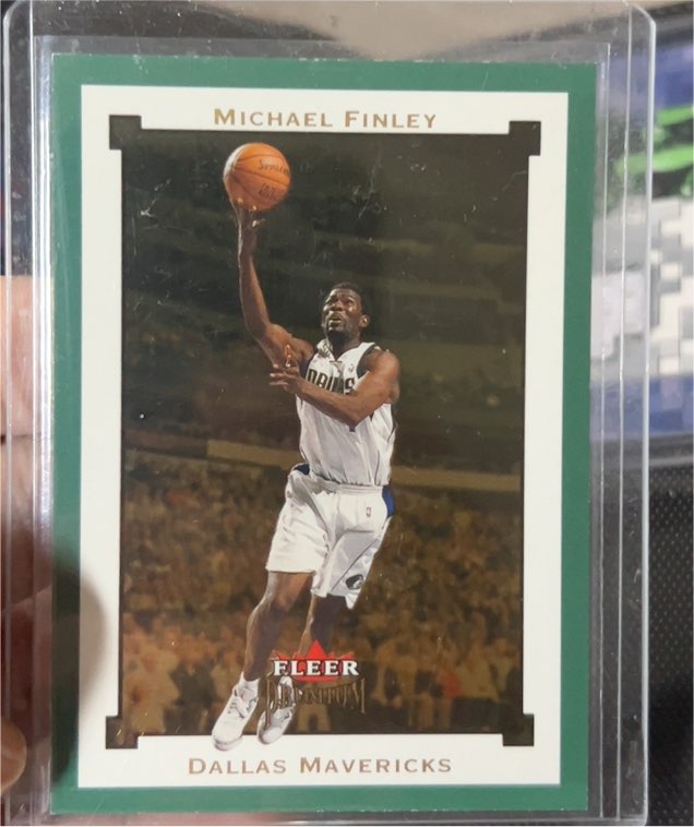 2002-03 Fleer Premium Emerald #EM64 Michael Finley — front