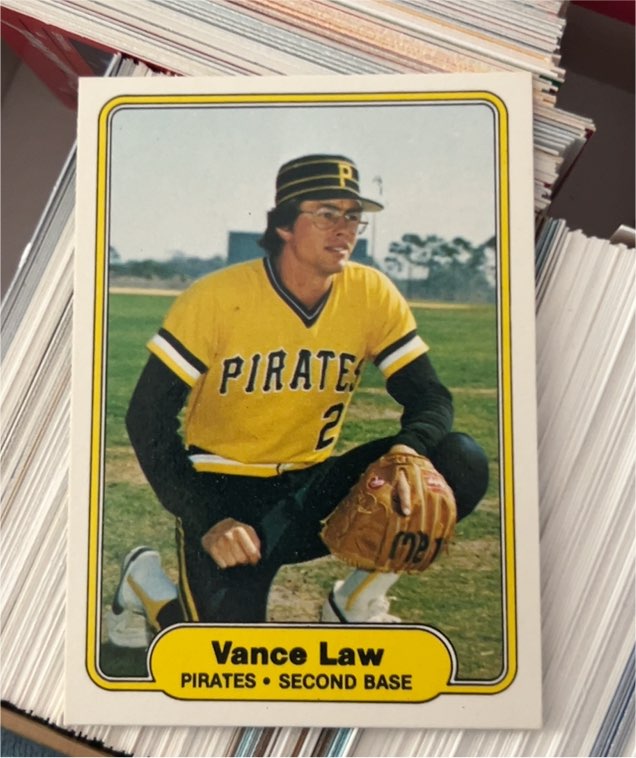 1982 Fleer #484 Vance Law — front