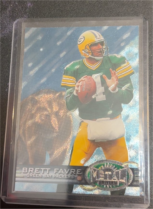 1997 Skybox Metal Universe #156 Brett Favre — front