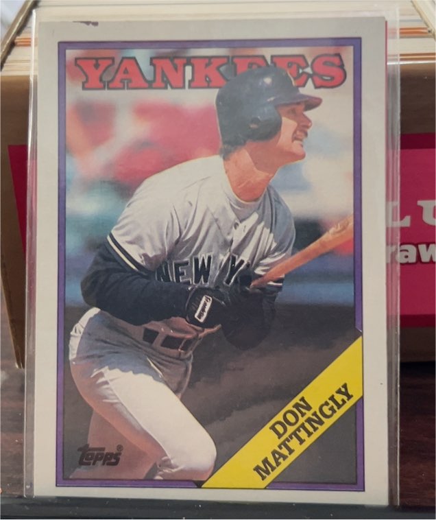 1988 Topps #300 Don Mattingly — front