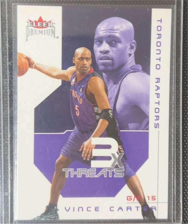 2002-03 Fleer Premium 3X Threats # Vince Carter — front