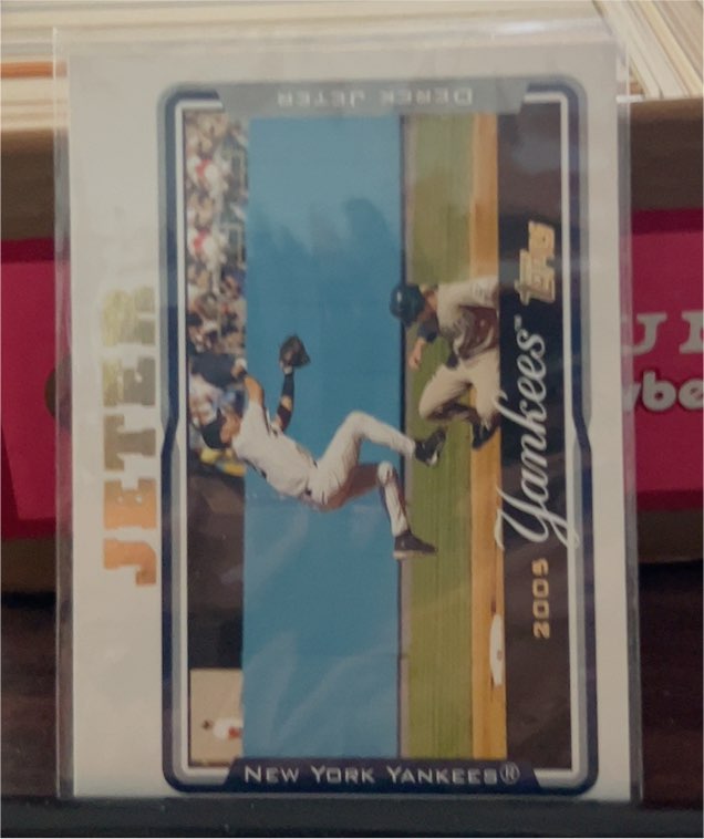 2005 Topps #600 Derek Jeter — front