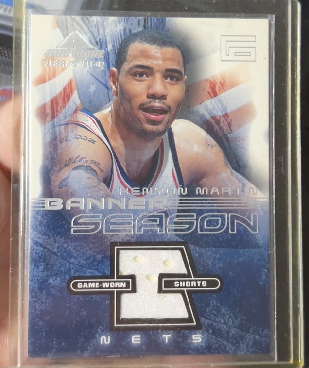 2001-02 Fleer Marquee Banner Season #KM Kenyon Martin — front