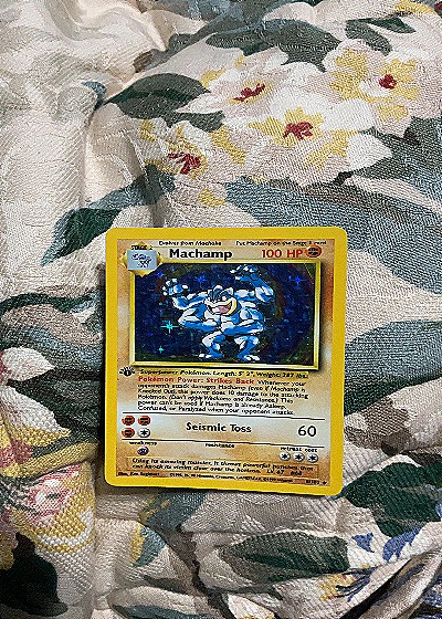 1999 Pokémon #8 Machamp — front