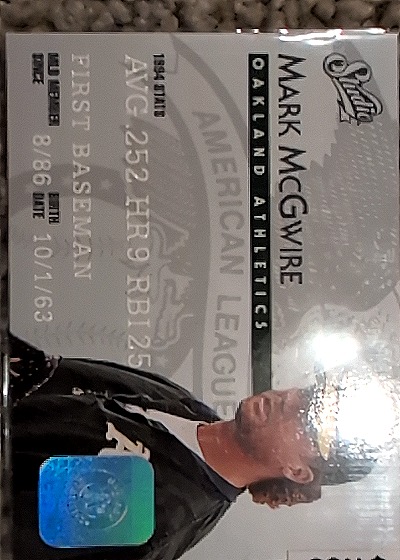 1995 Donruss Studio #141 Mark McGwire — front