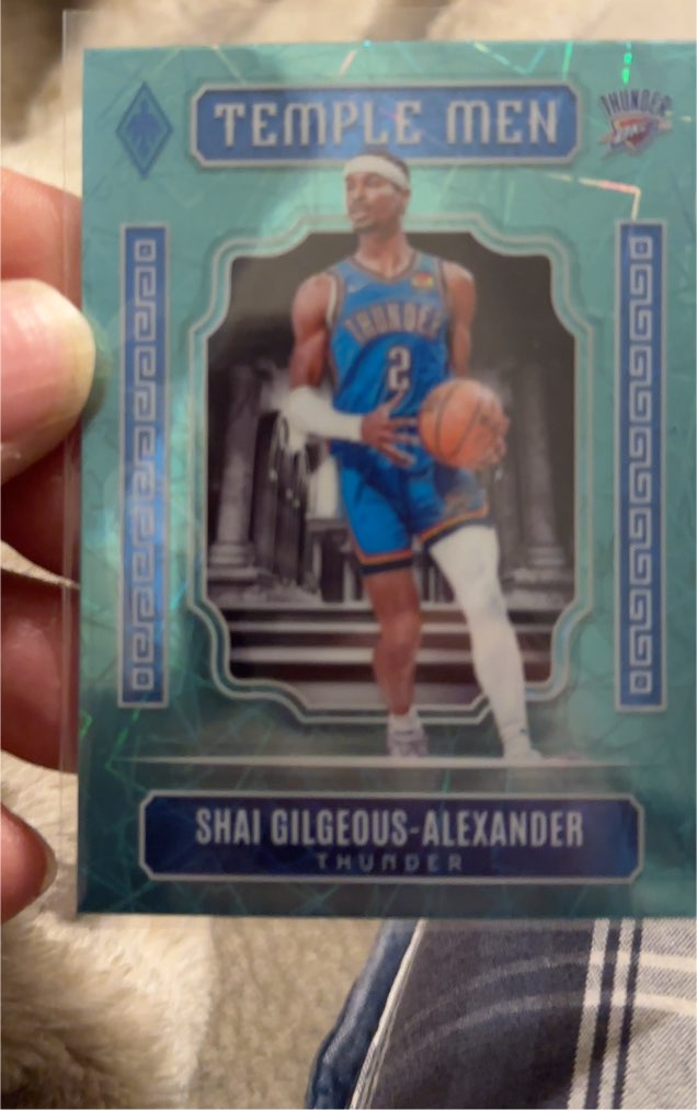 2023-24 Panini Phoenix #22 Shai Gilgeous-Alexander Temple Men — front