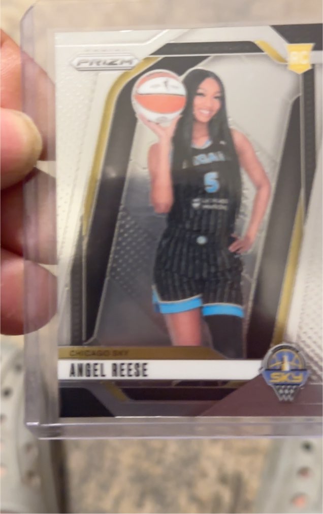 2024 Panini Prizm #147 Angel Reese — front
