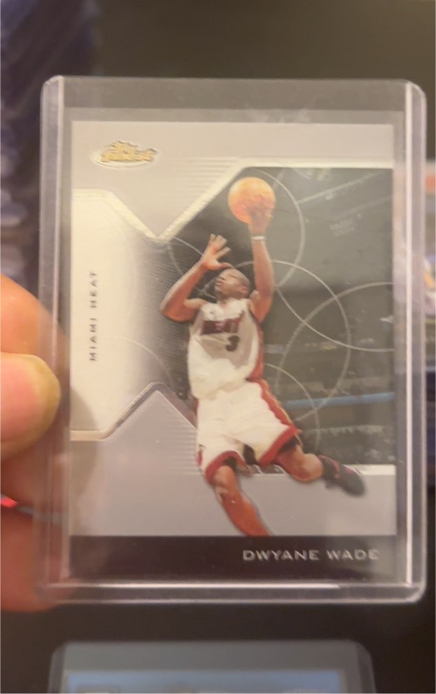 2004-05 Topps Finest #100 Dwyane Wade — front