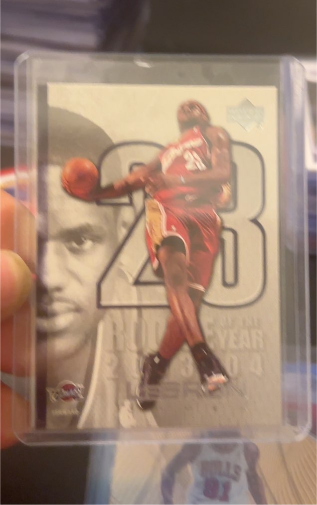 2004 Upper Deck LeBron James #LJ5 Rookie of the Year Insert — front