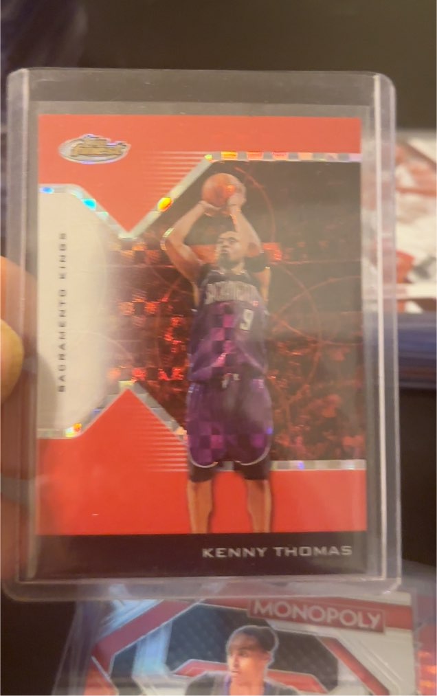 2004-05 Topps Finest Red X-Ractor Kenny Thomas — front
