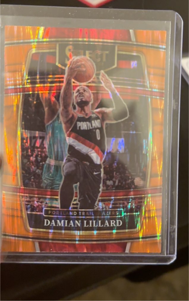 2021-22 Panini Select #3 Damian Lillard Orange Flash Prizms — front