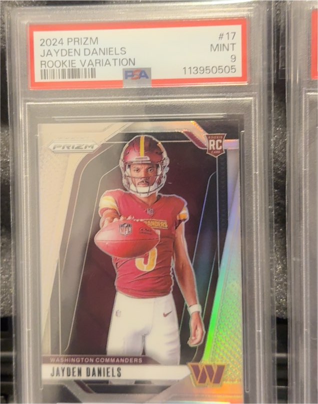2024 Panini Prizm #17 Jayden Daniels Rookie Variation — front